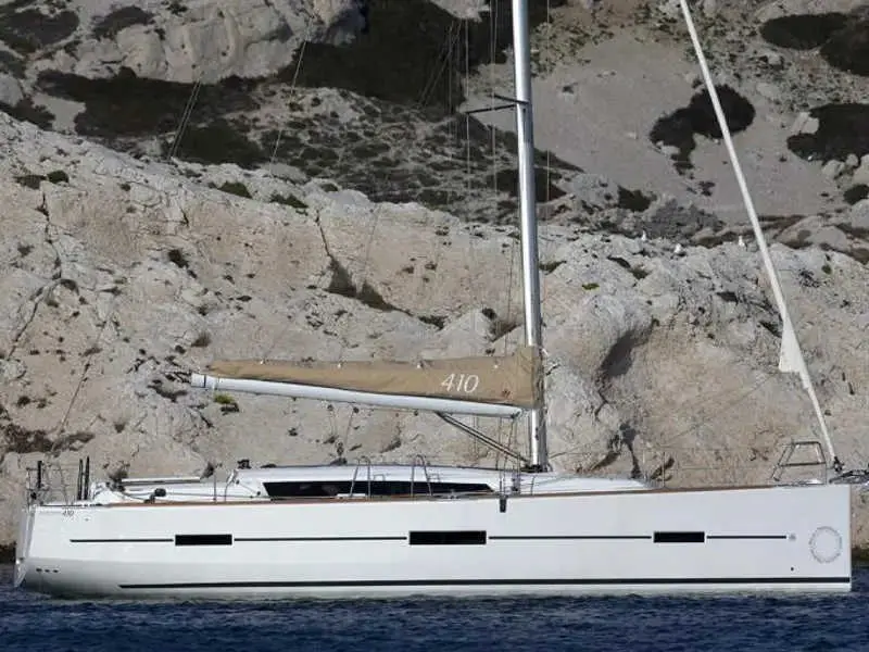 Julia, Dufour 410 Grand Large