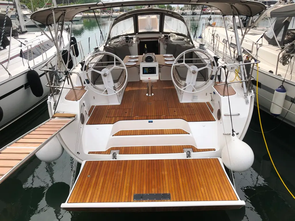 Michael Bavaria 46 Cruiser, photograph 3