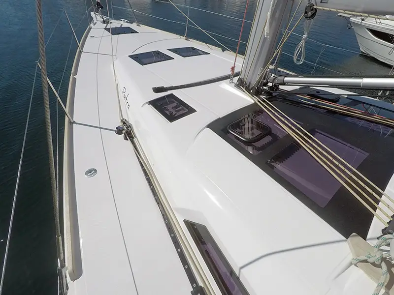 Petra, Dufour 460