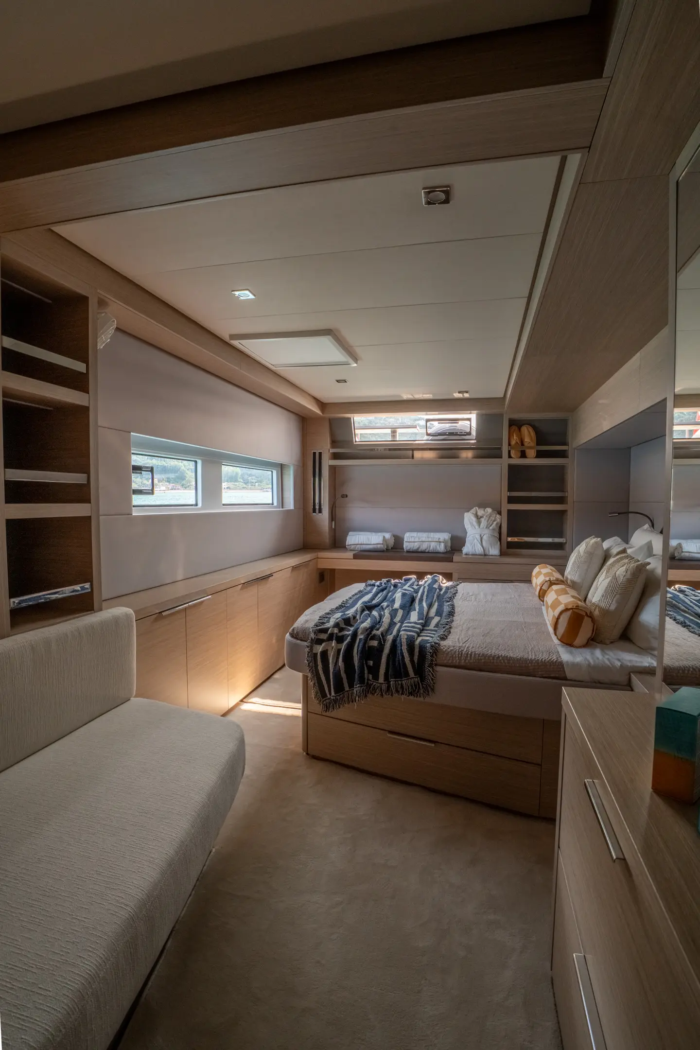 SAILUXE - Vega, Master cabin