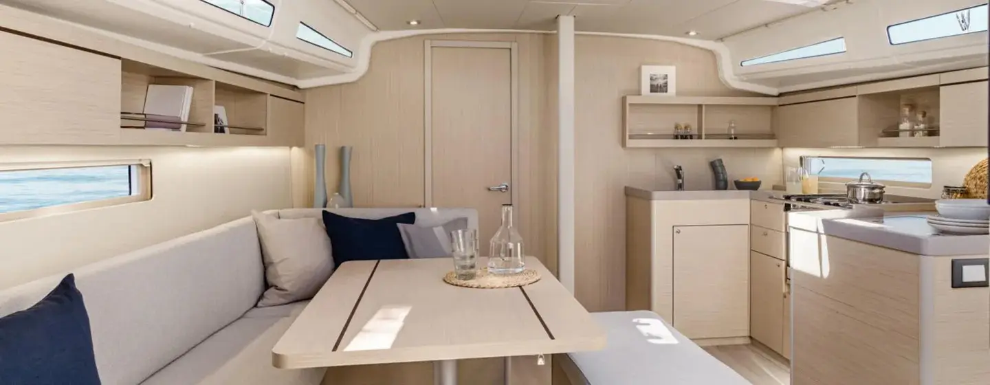 Moorings 42.3 Exclusive, photograph 3