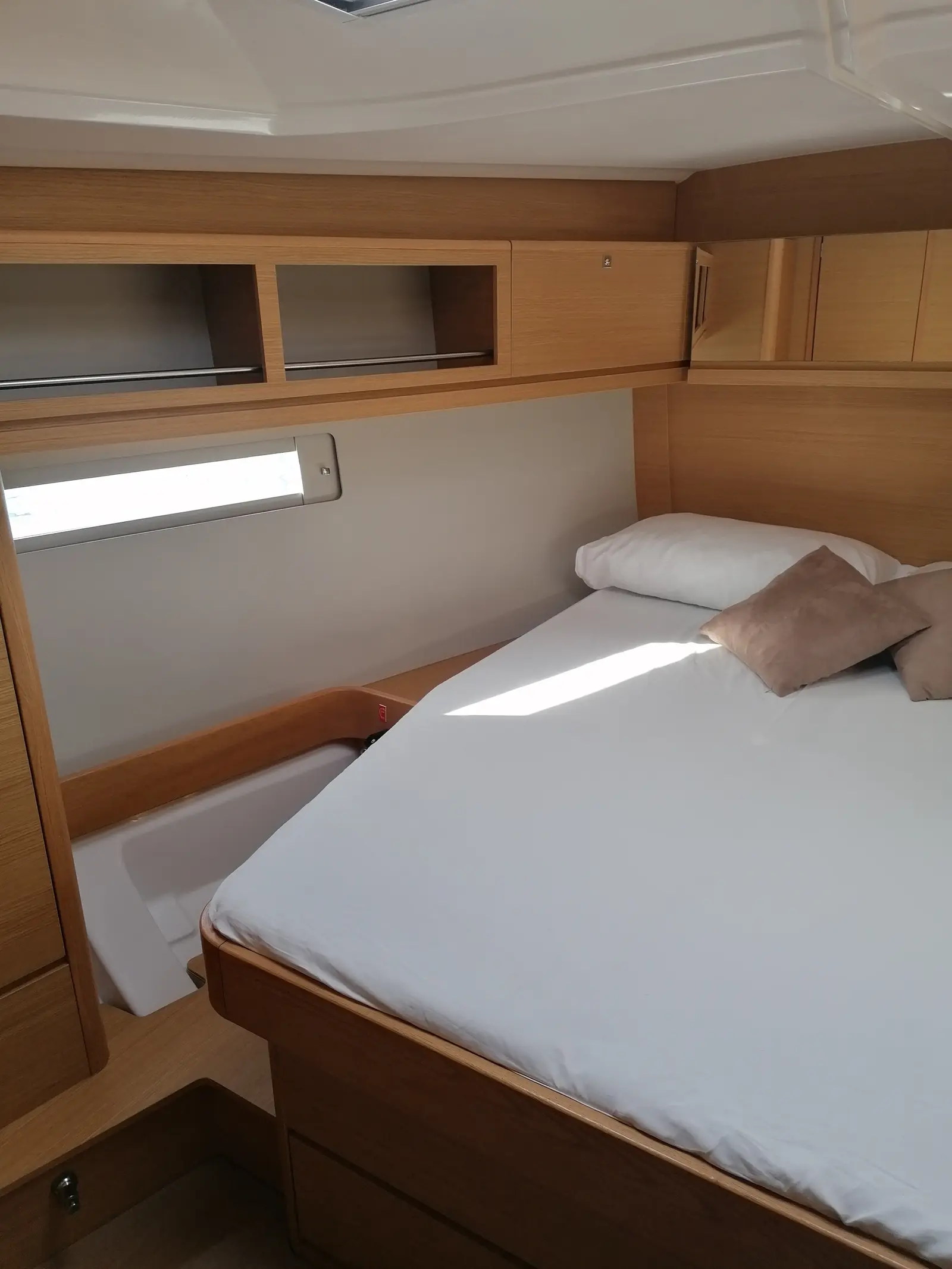 Serendipity, Cabin