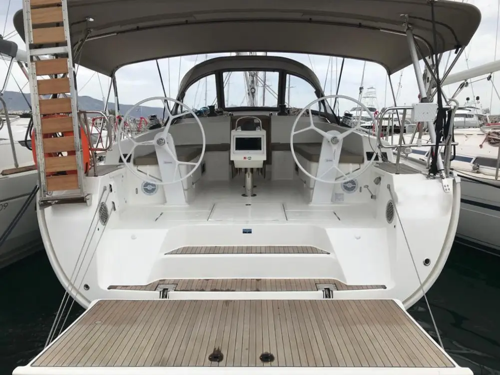 Sea Wonder, Main image