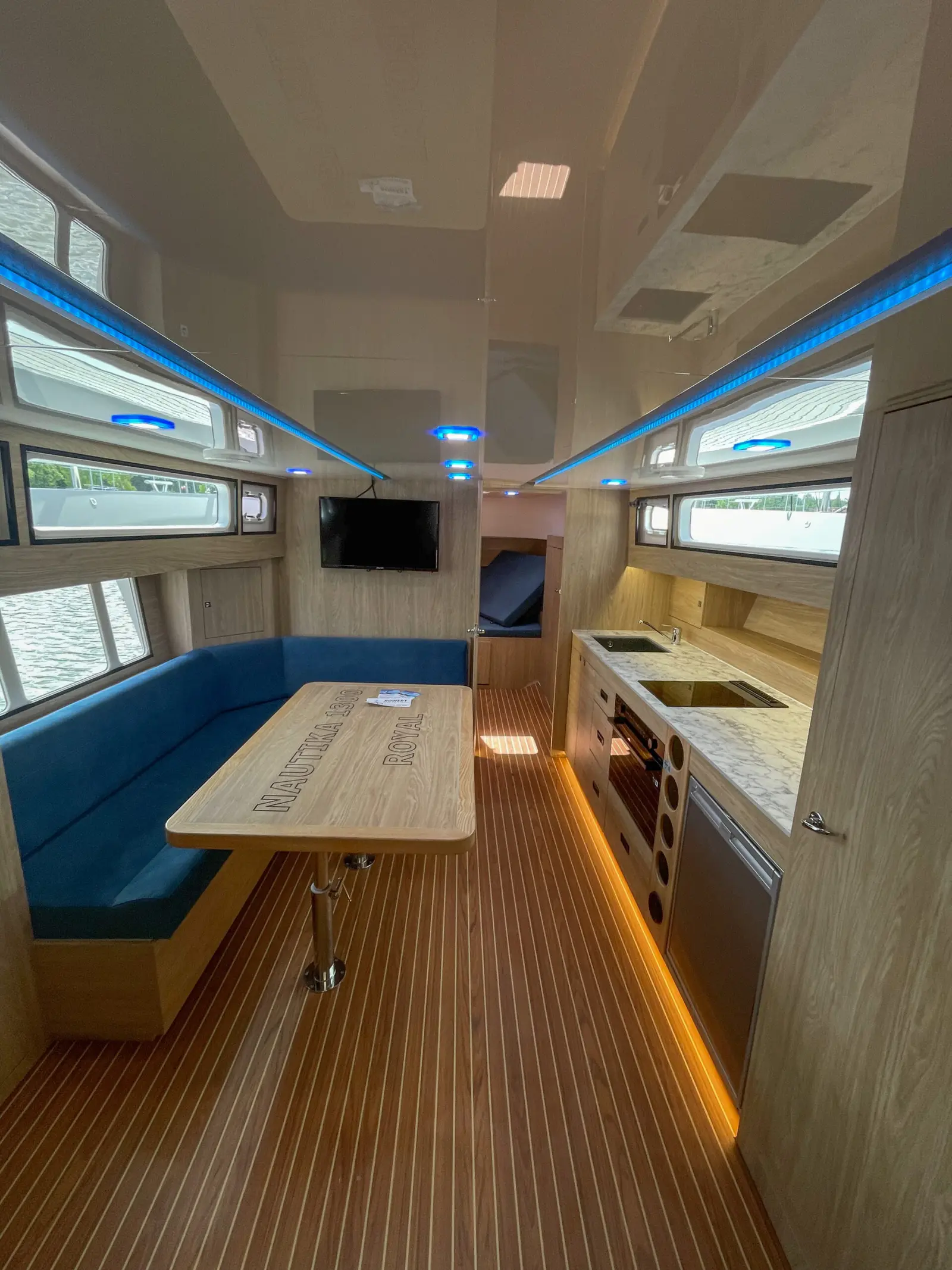Nautika 1300 Royal, foto 25