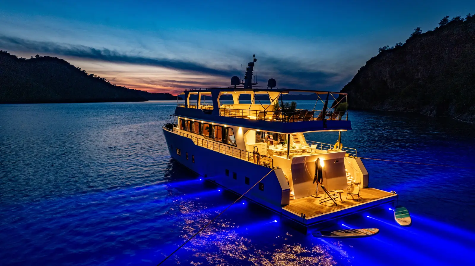 Lila Trawler, photograph 15