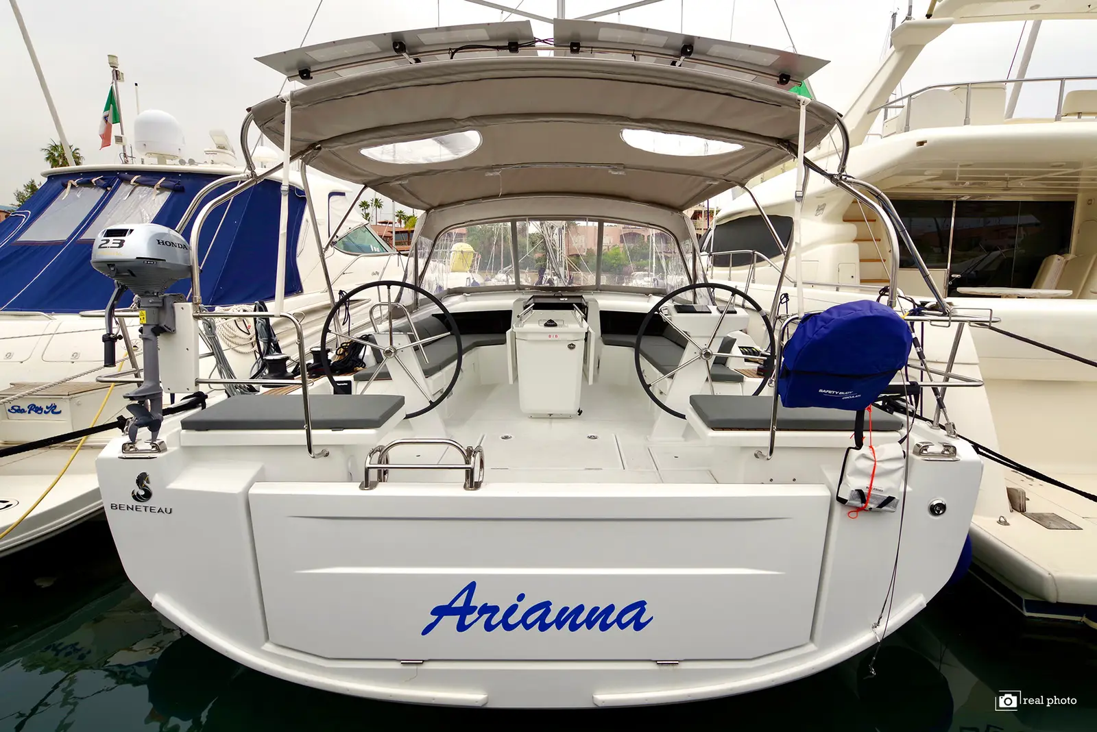 Arianna - Water maker, Solar Panel, photograph 2