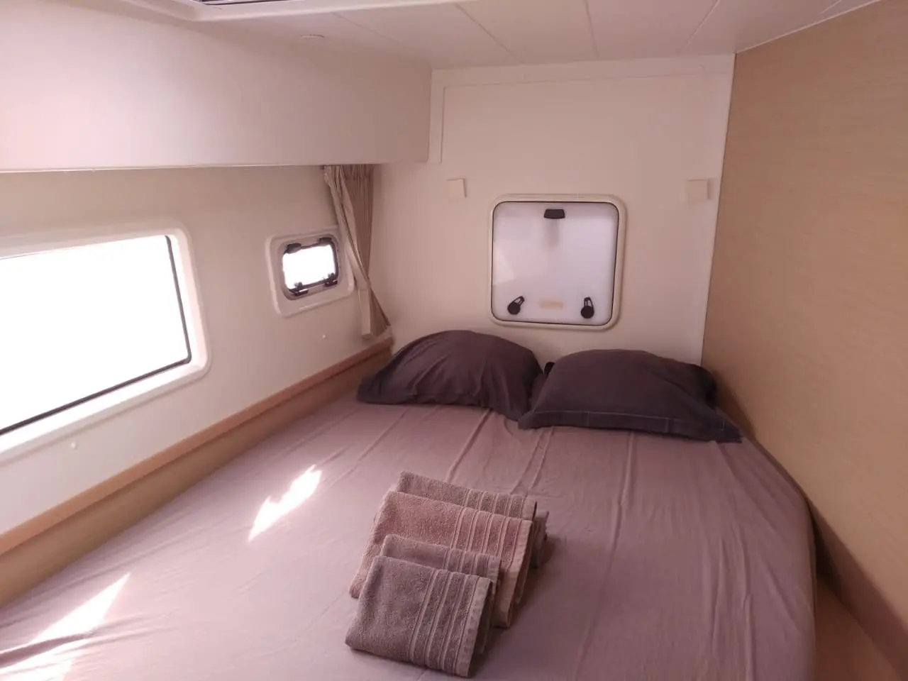 Martine, Double Cabin