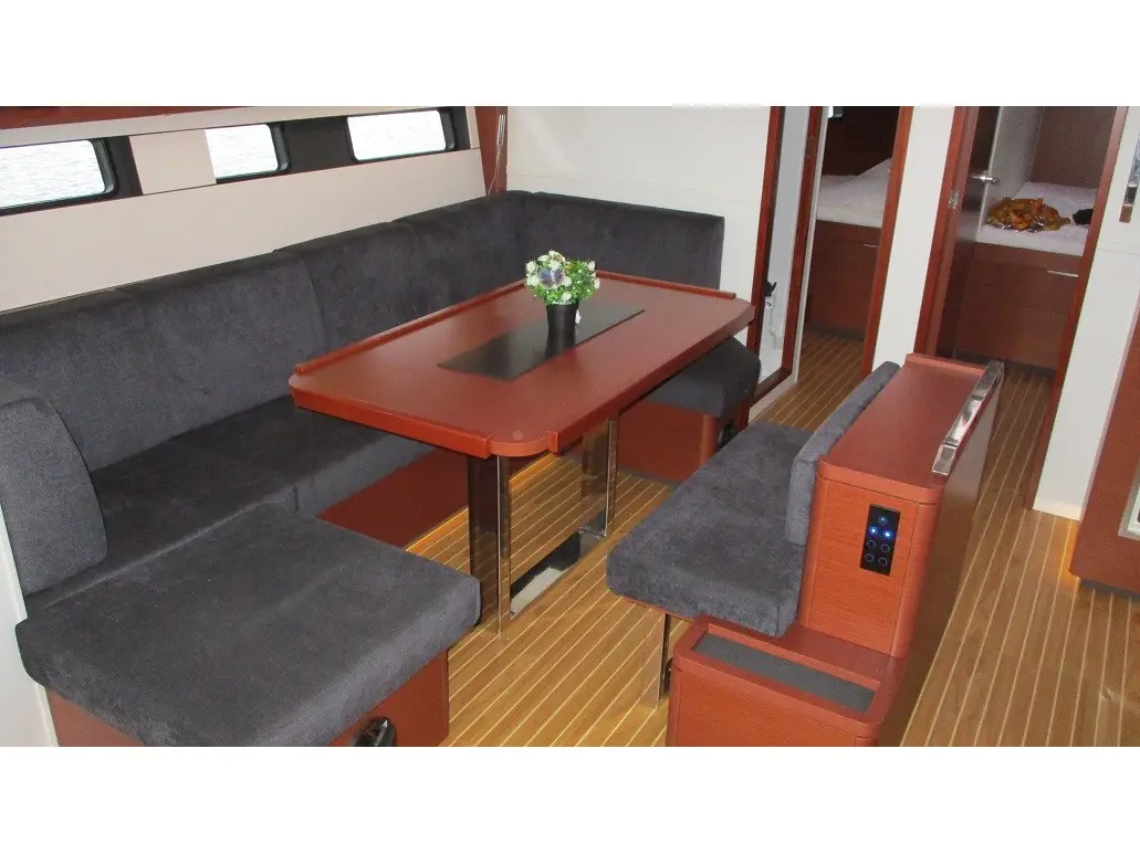 Four, Interior image