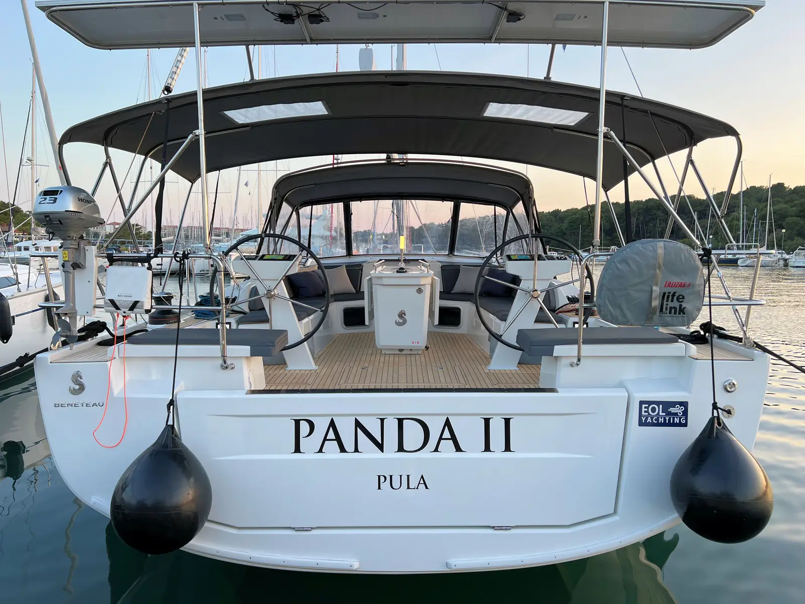 Panda II, photograph 12
