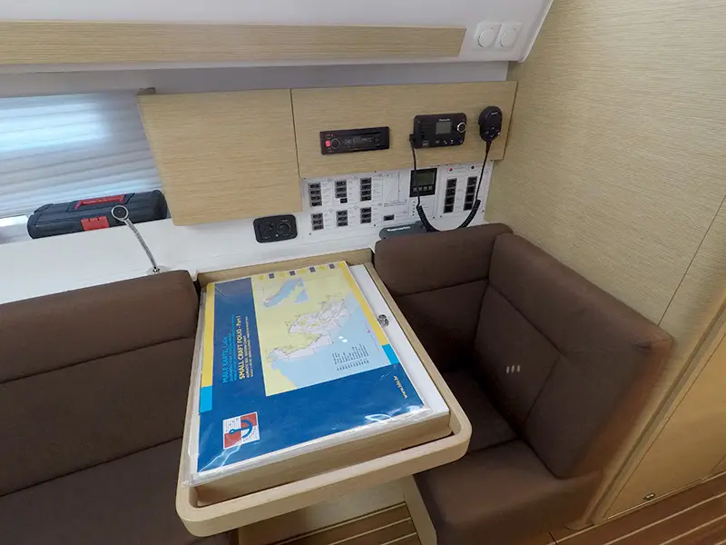 Silente, Elan 40 Impression