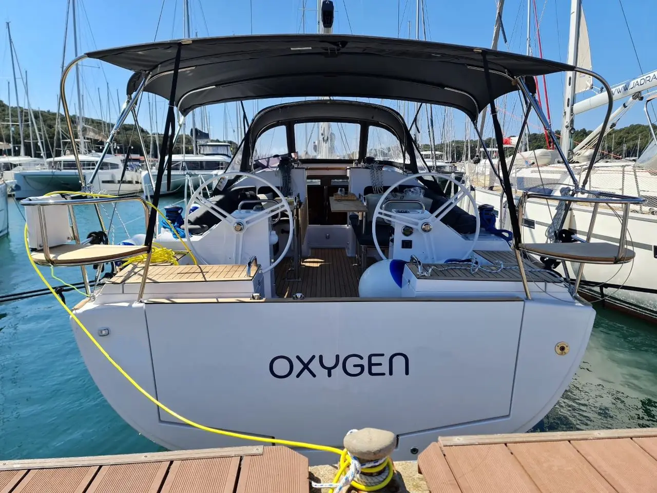 OXYGEN, photograph 7