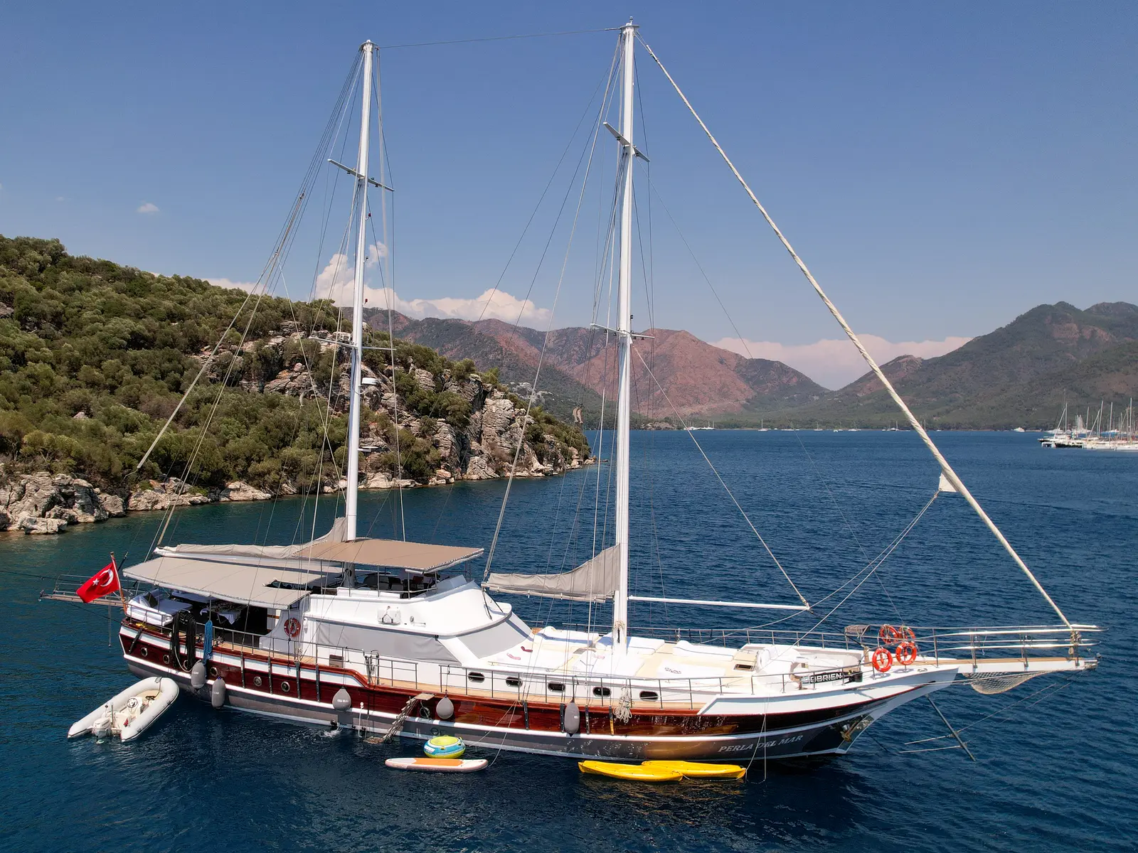 Perla del Mar, Main image