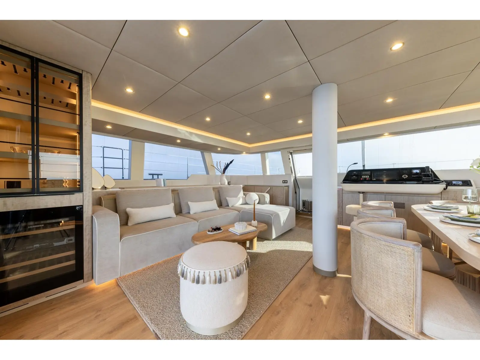 SPICE OF LIFE , Interior image