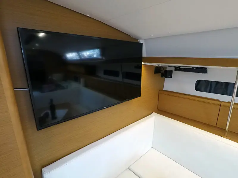Elissa, Jeanneau Sun Odyssey 449