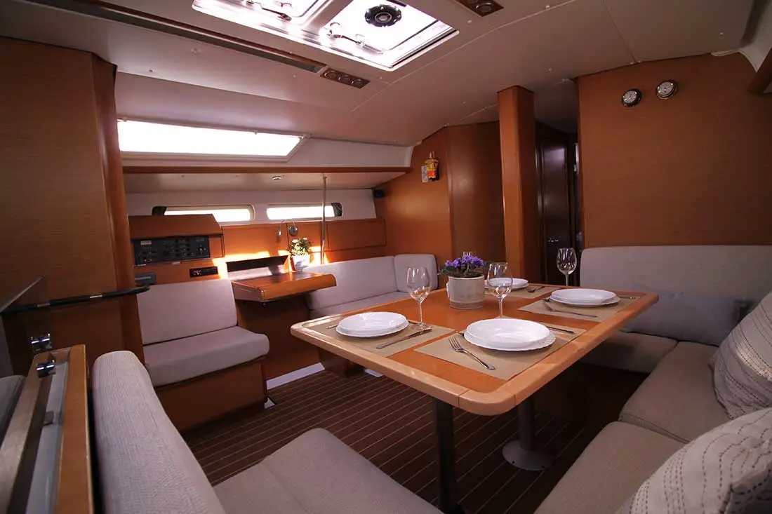 Lucky 7 - Refit 2021, photograph 3