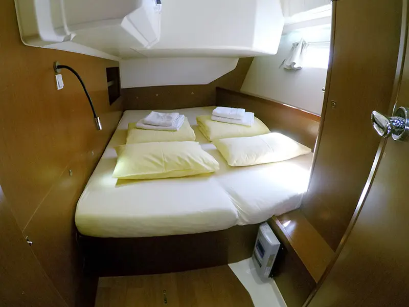 Neška II , Oceanis 45