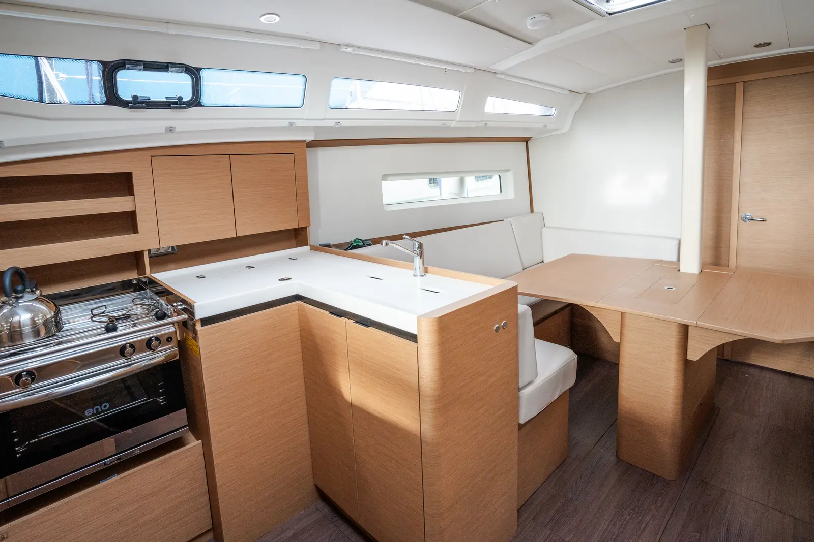 Phoenix - Comfort line, Dinette