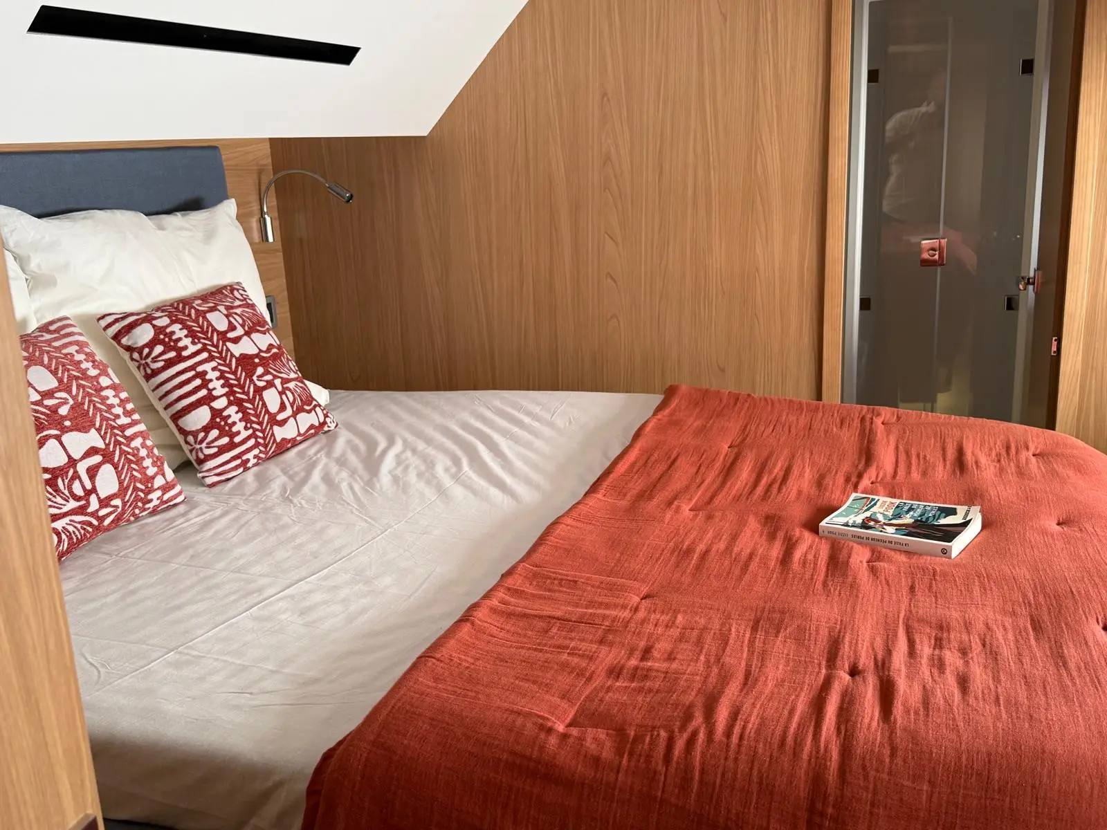 Boca Chica, Interior image