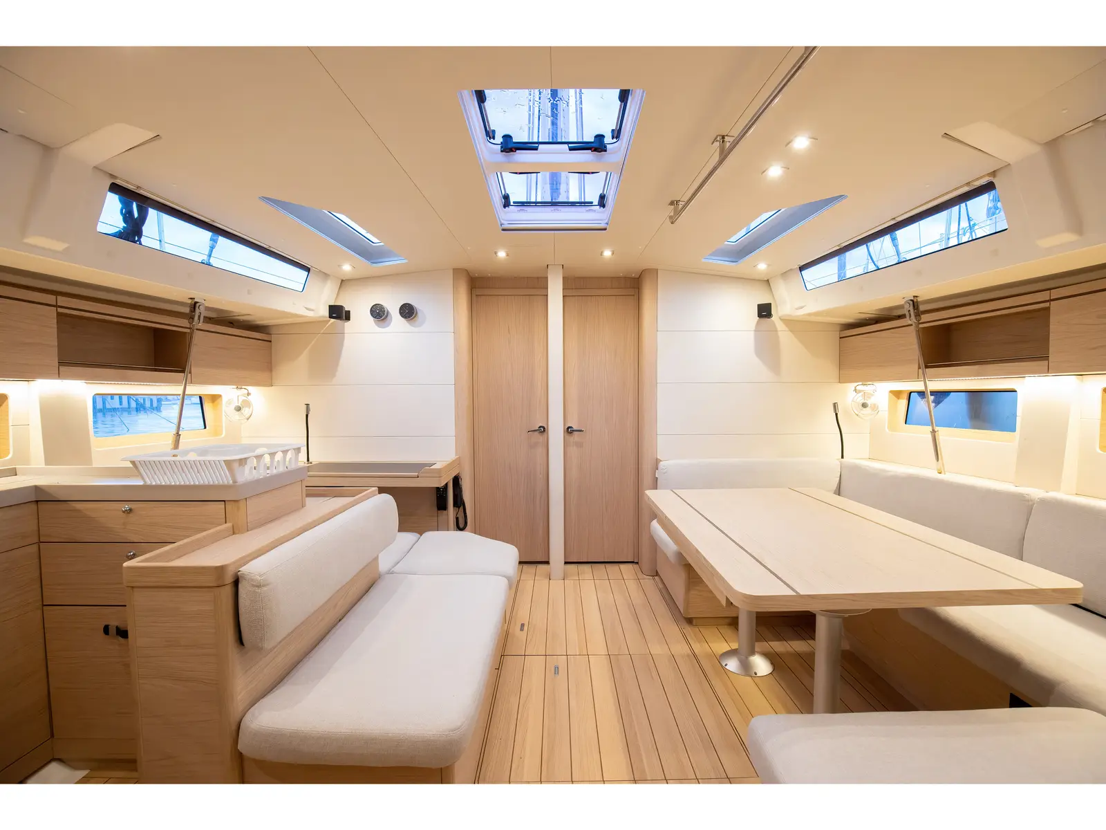 Olimpia - Standard Line, Interior image