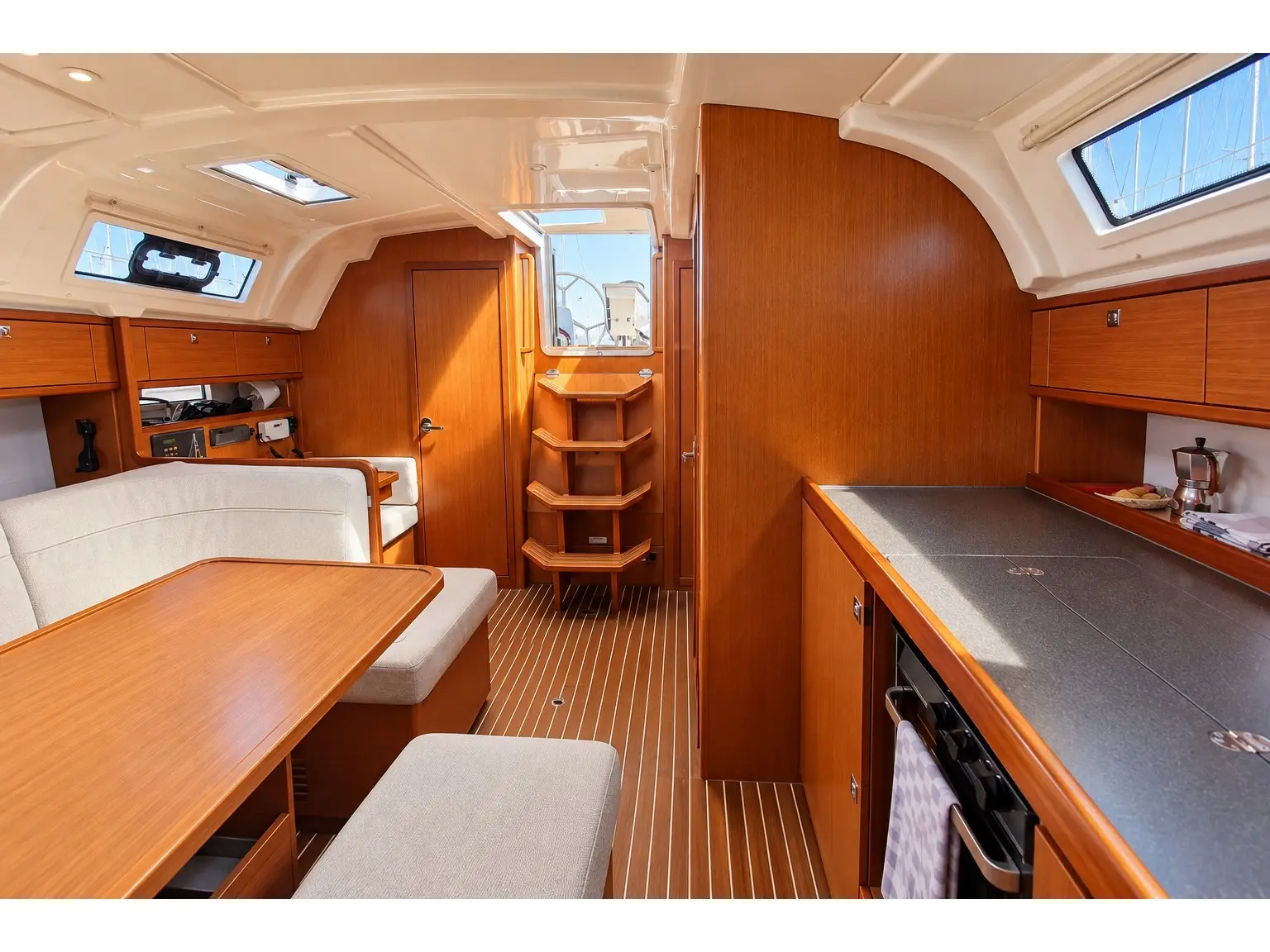 Surya, Interior image