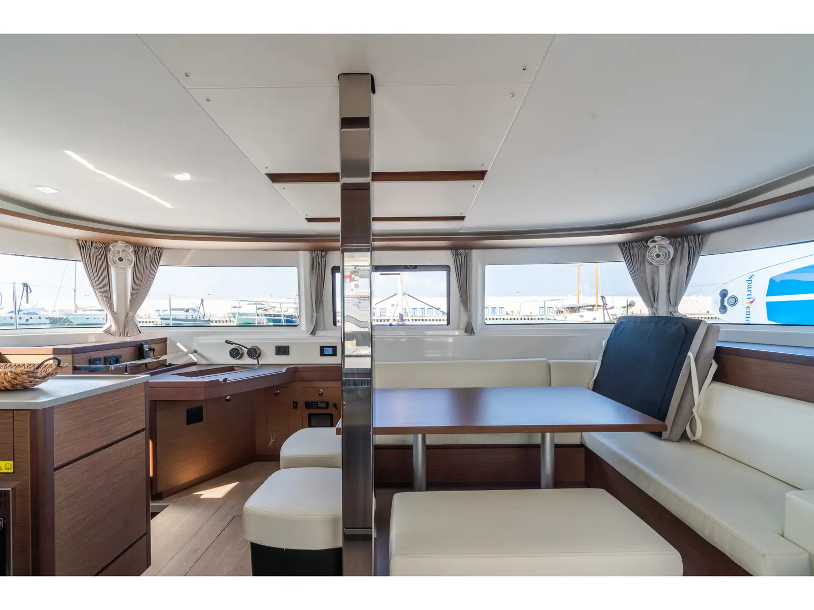 MareAmare - Premium line, Interior image
