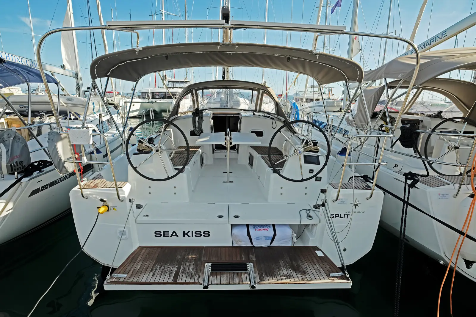 Sea Kiss, photograph 4
