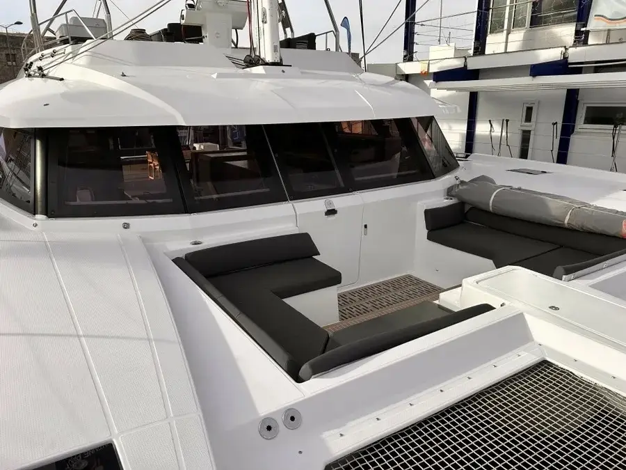 Kalista II, photograph 2