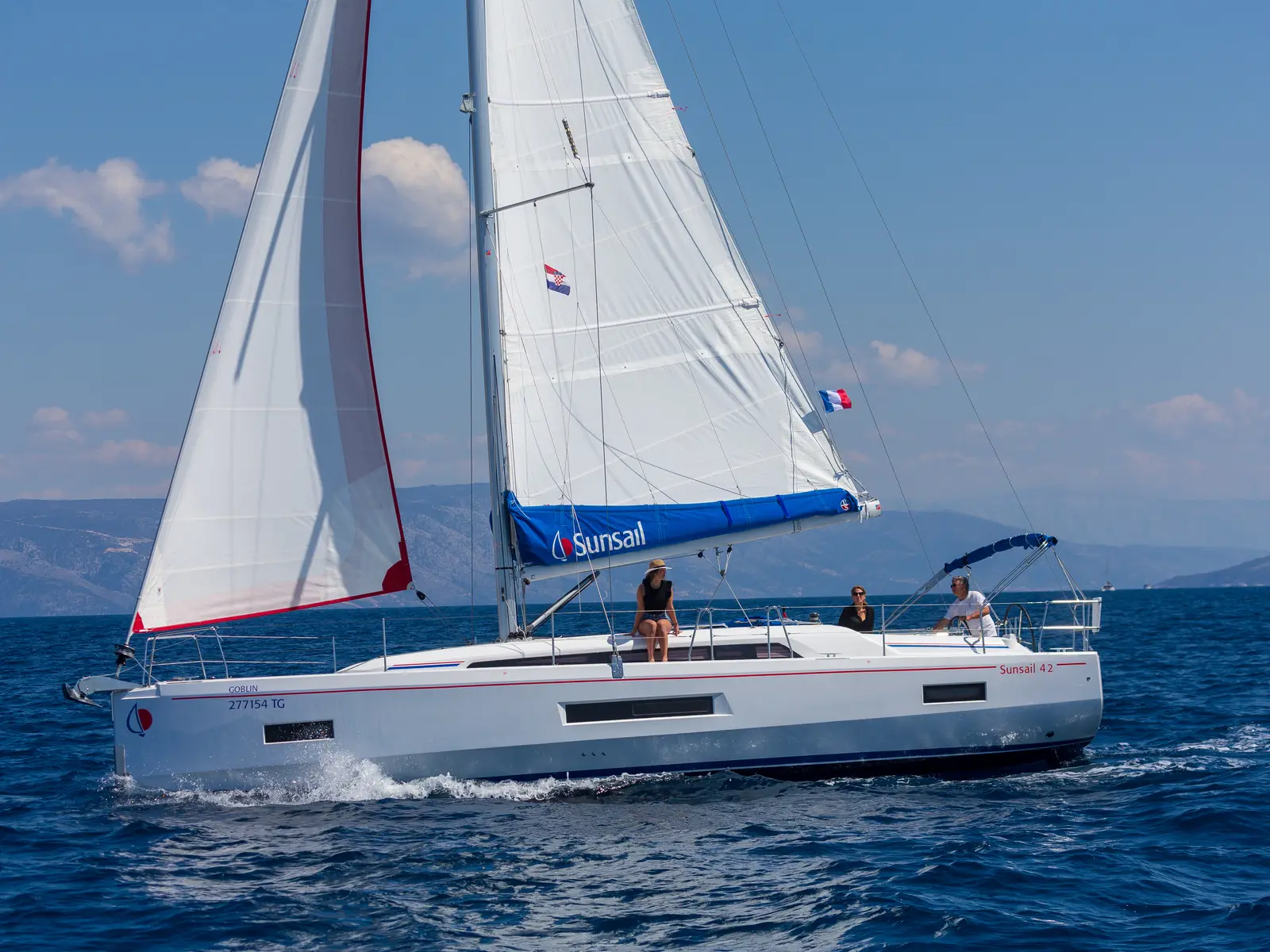Sunsail 42 Classic, Main image