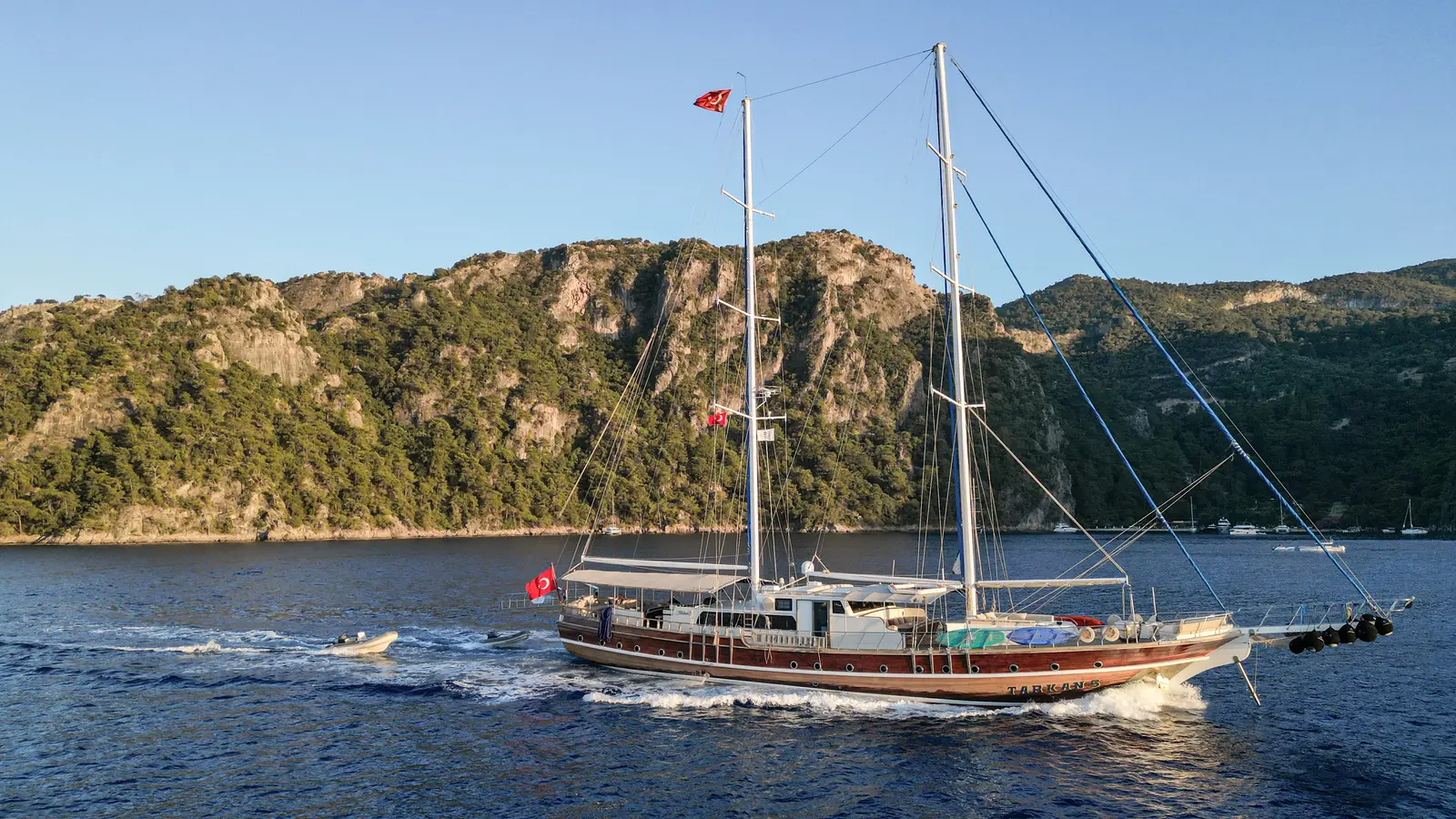 Tarkan 5, Main image