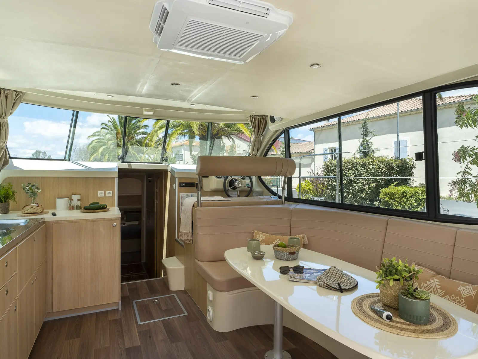 Cruiser Premium 6/8 Pers., Interior image