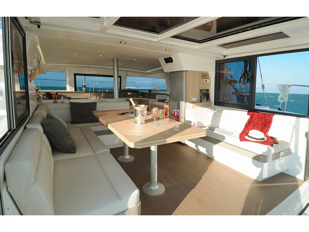 Sinope , Interior image