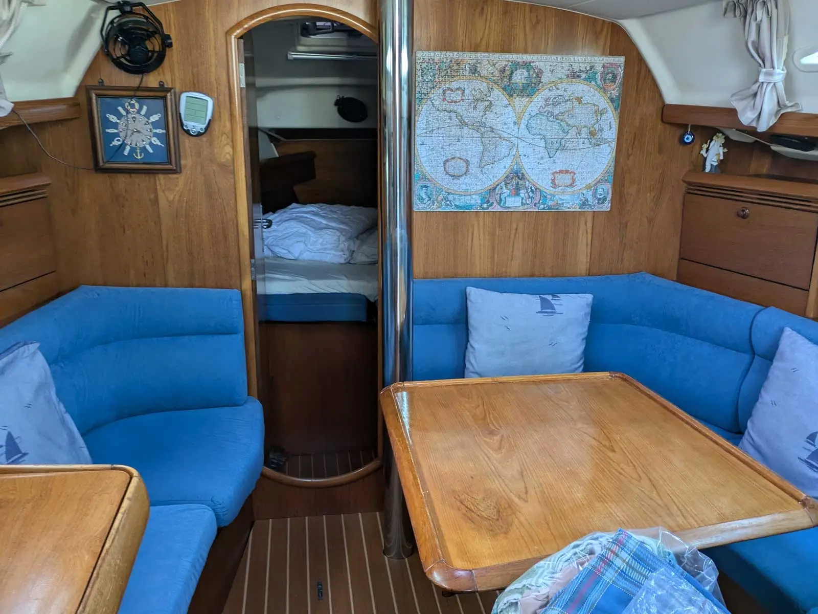 Panoramix, Interior image
