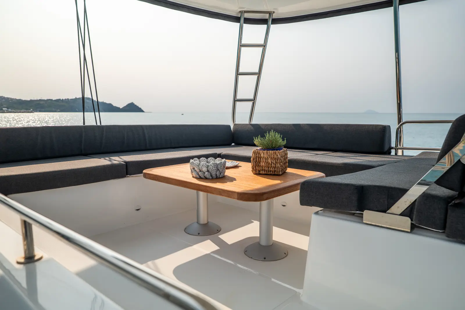 SAILUXE - Clementina, Flybridge