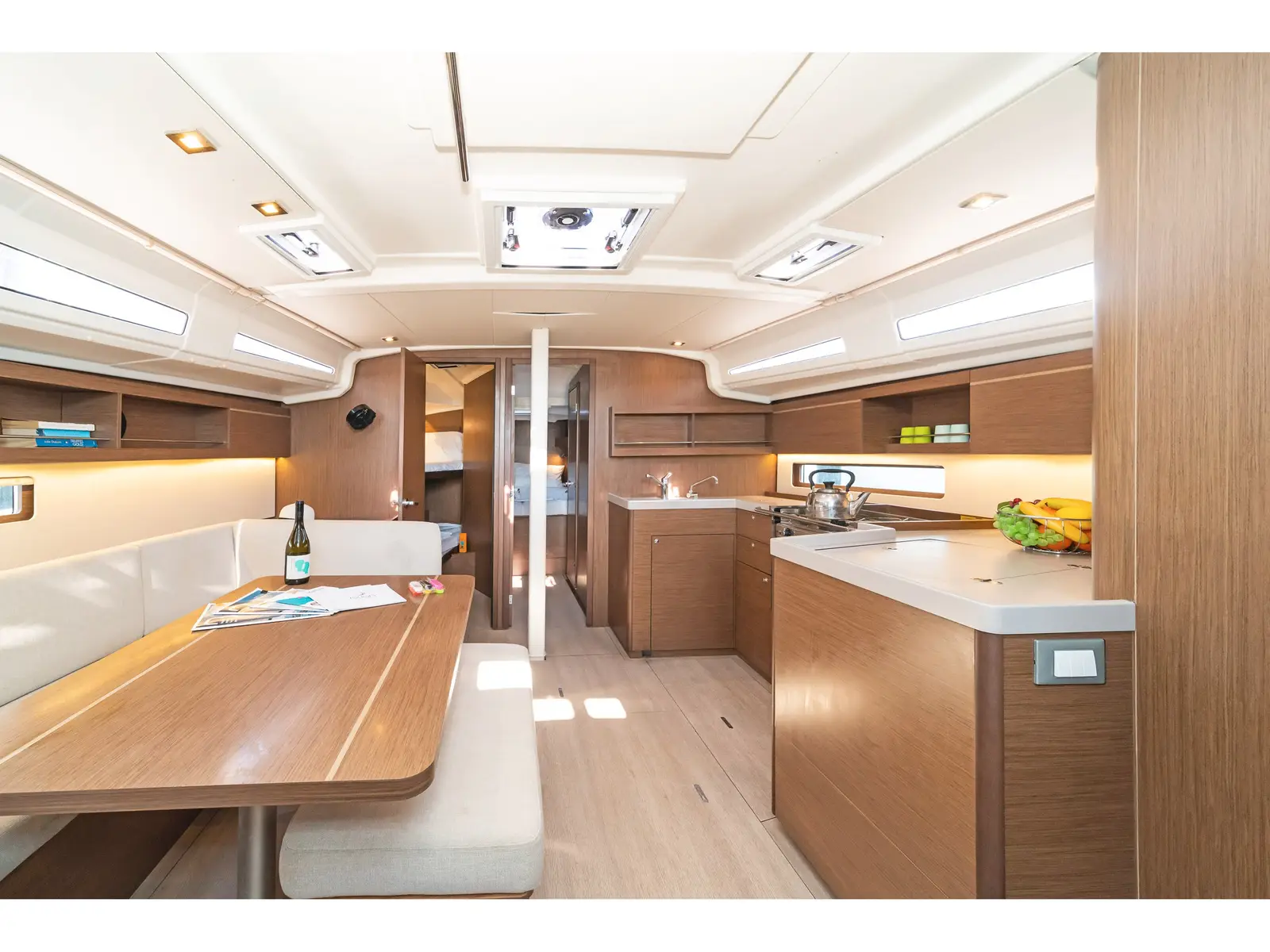 Mojito, Interior image