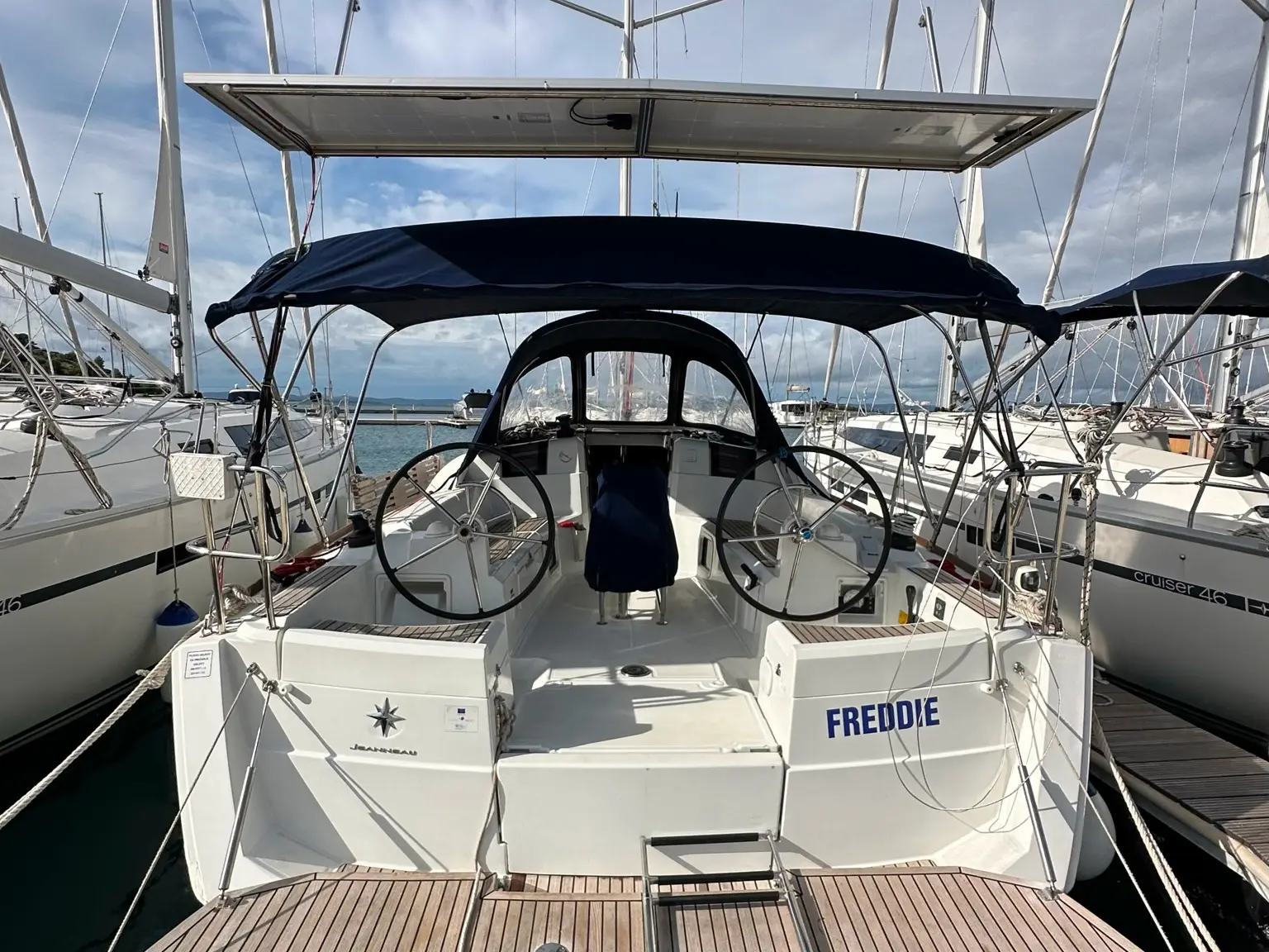 Freddie, Main image