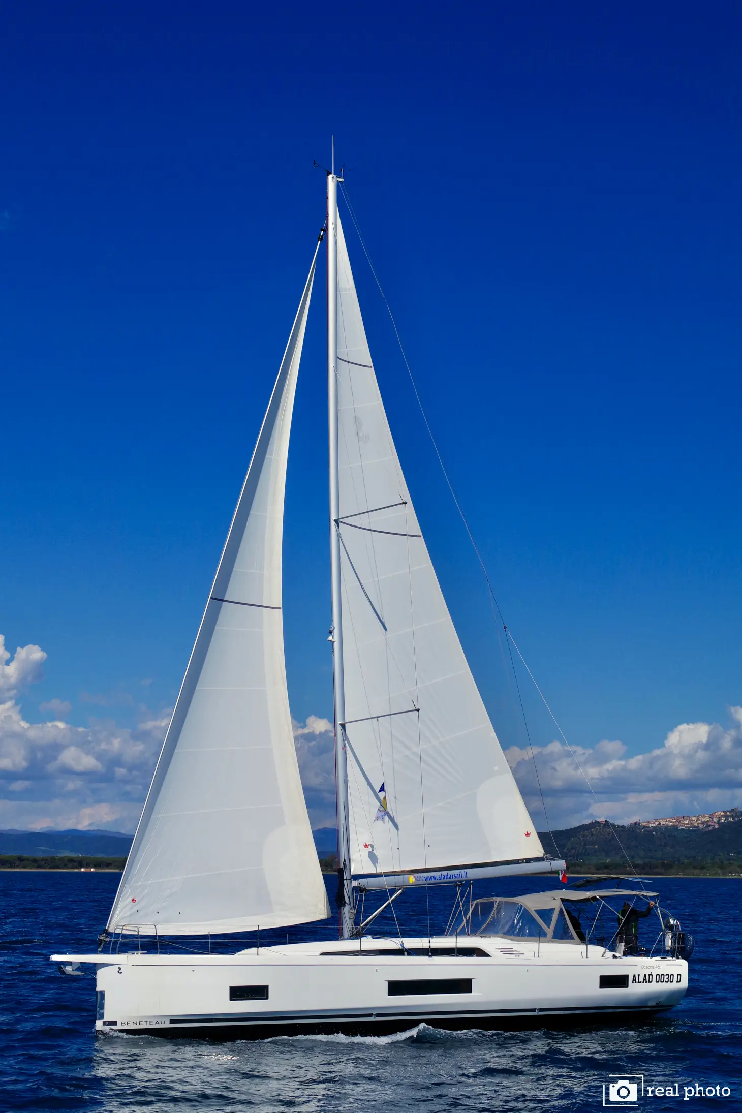 Luna - Water maker, Solar Panel, photograph 7