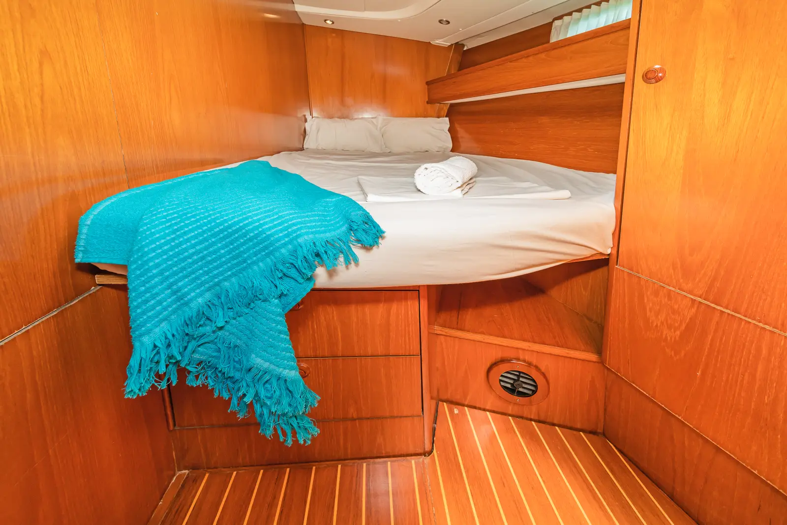 Veni  (ONLY SKIPPERED) , photograph 10
