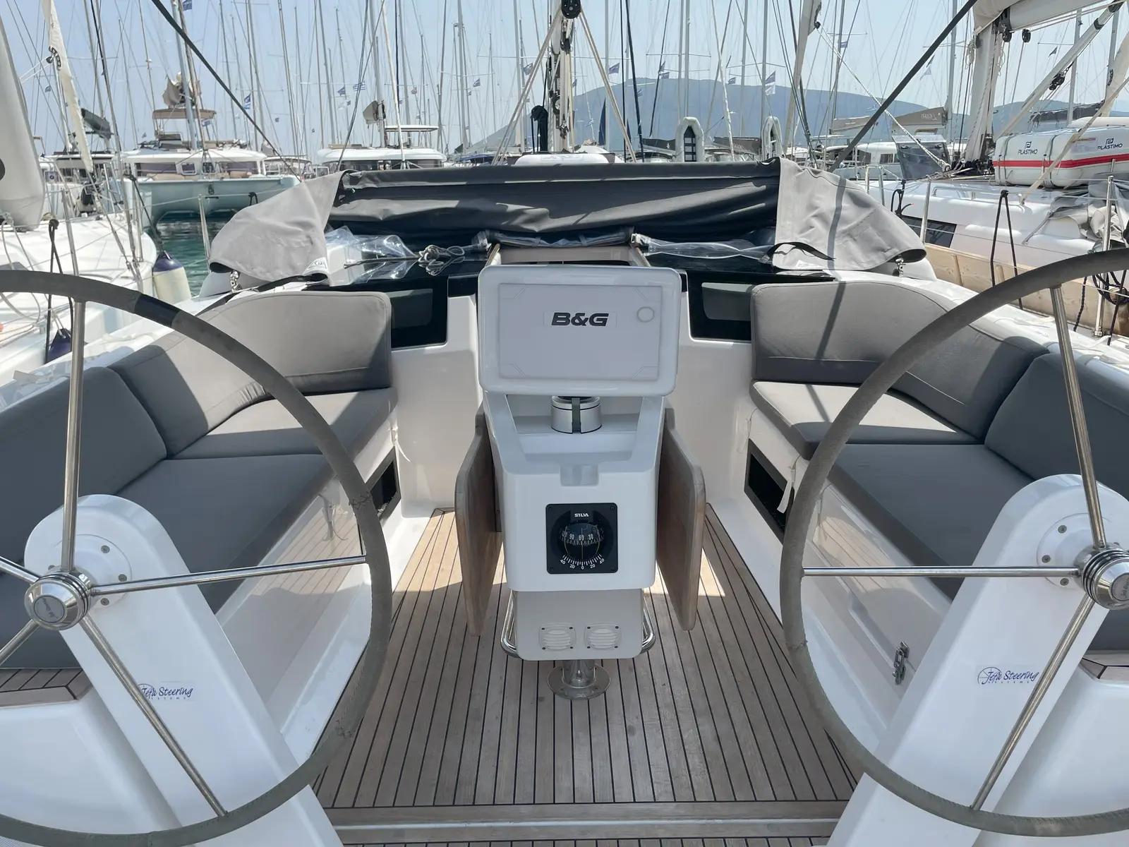 Medusa III, photograph 11