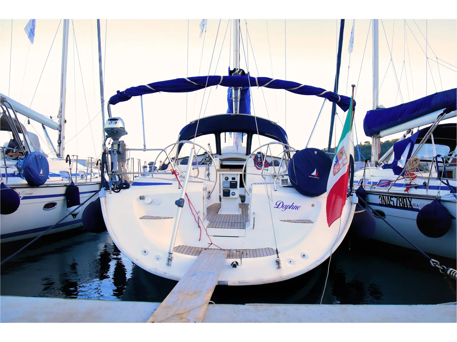 Daphne, Bavaria Cruiser 50