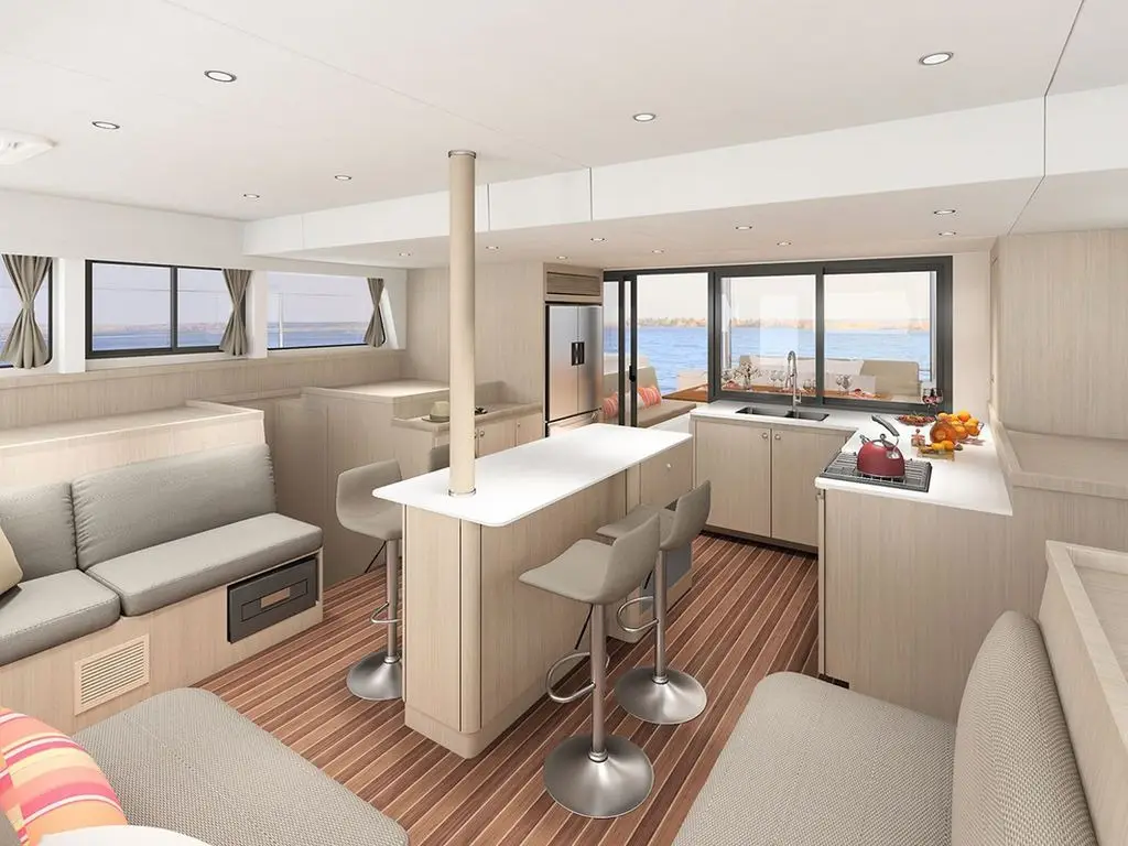 Wind and Soul-R, Interior image