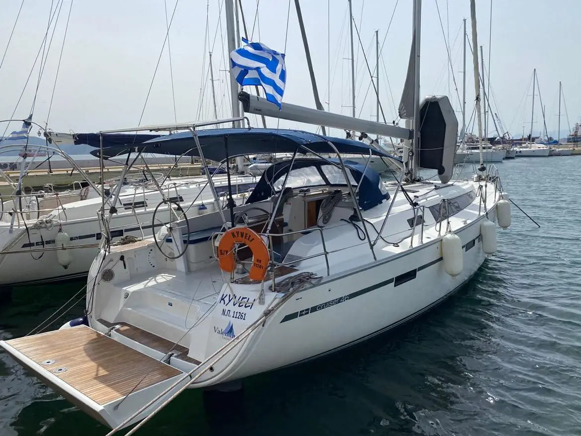 Kyveli, Main image