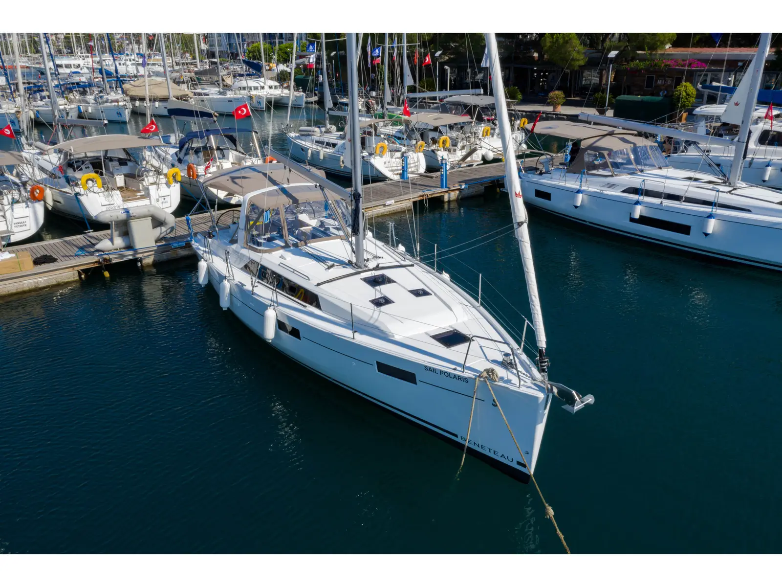 Sail Polaris, Main image