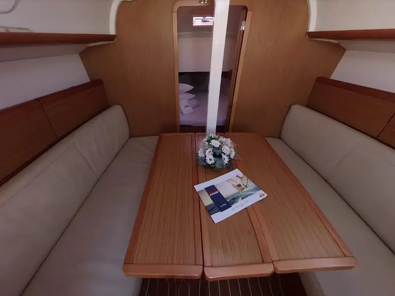 ESPRESSO II, Interior image