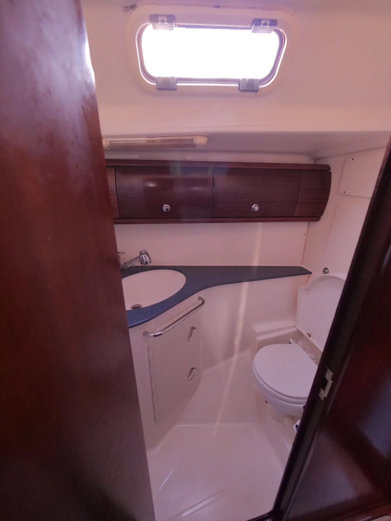 Velero, photograph 17