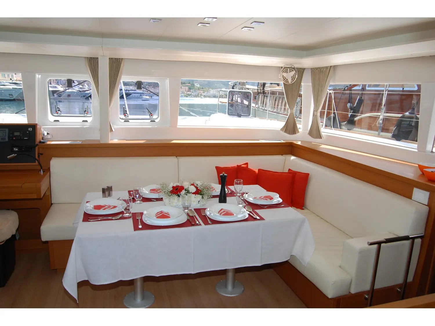 AMELIA (A/C, Generator, Watermaker), Interior image