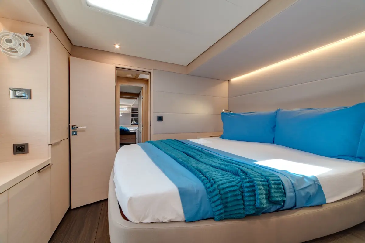 Zeri - FIRST CLASS, photograph 9