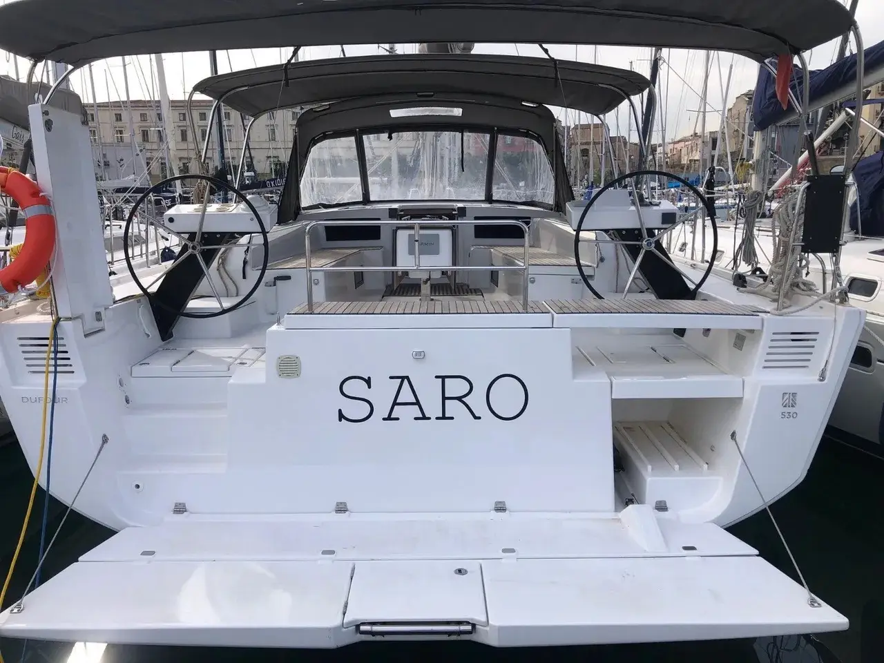 Saro, Main image