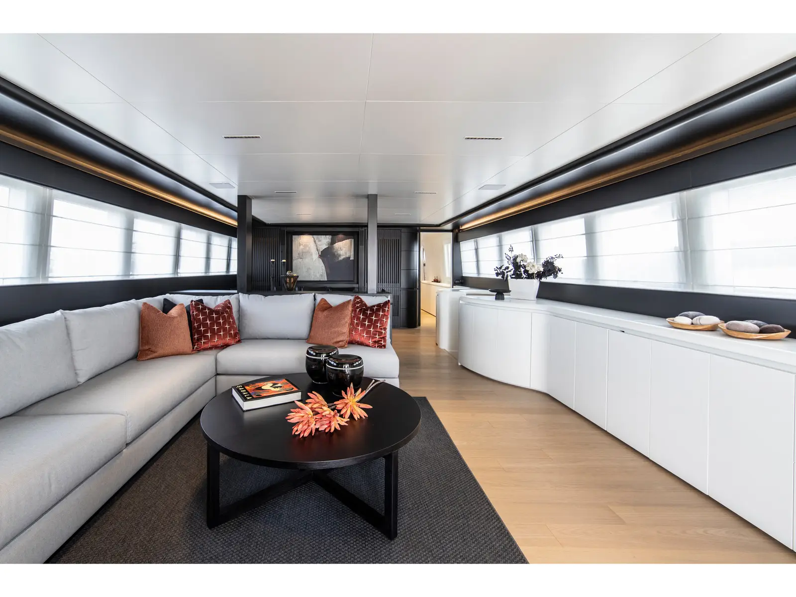 PROJECT STEEL, Interior image