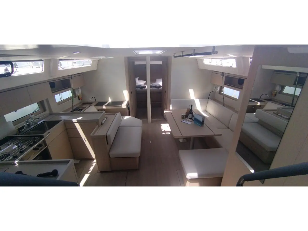 ESCAPE, Interior image