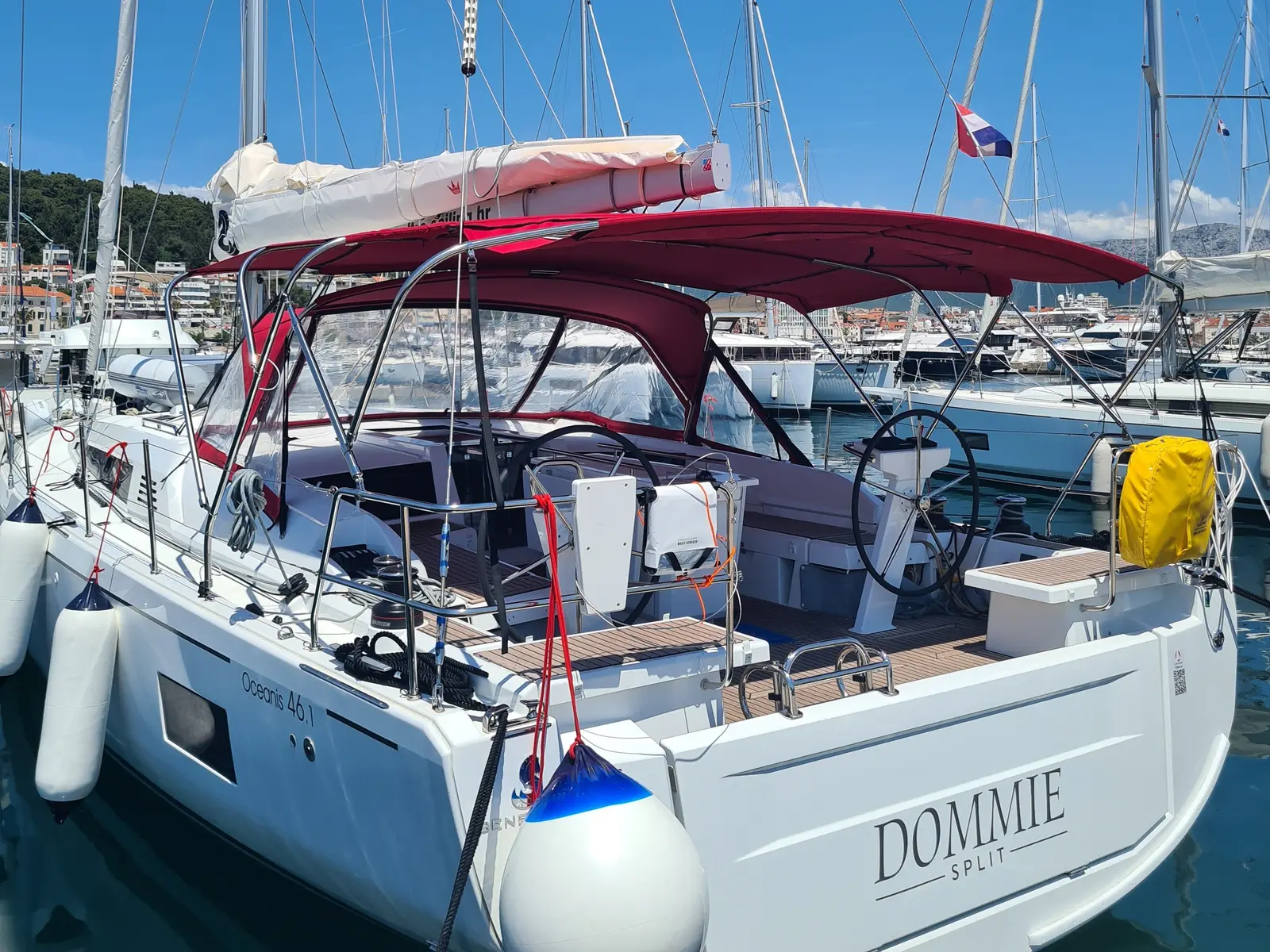 DOMMIE, Main image